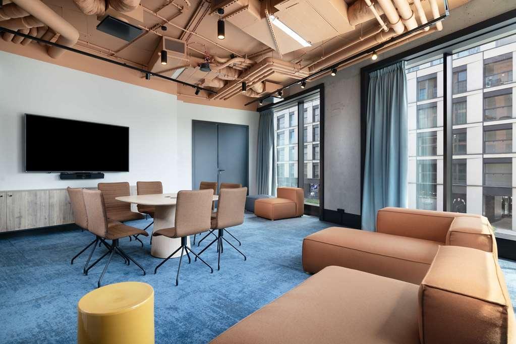 Hotel Barcelo Warsaw Powisle Facilidades foto