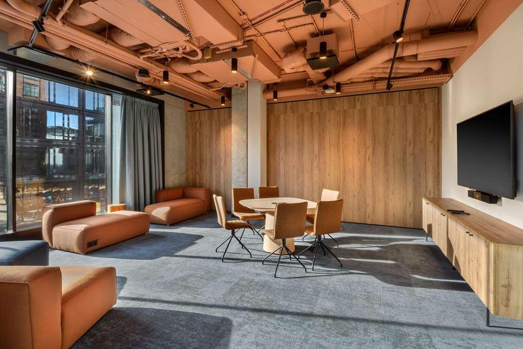 Hotel Barcelo Warsaw Powisle Facilidades foto